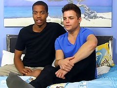 Twink and boys clips tube - at Real Gay Couples!