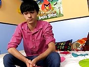 Chinese boy jerk his big cock and athletes male...